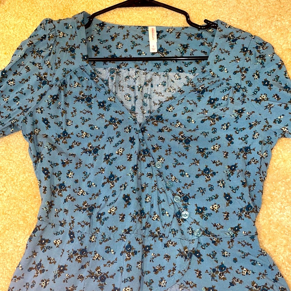 Long sleeve teal floral blouse